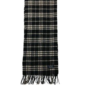 Burberry Vintage Black & White Plaid Luxury Fall Winter Scarf Scarves
